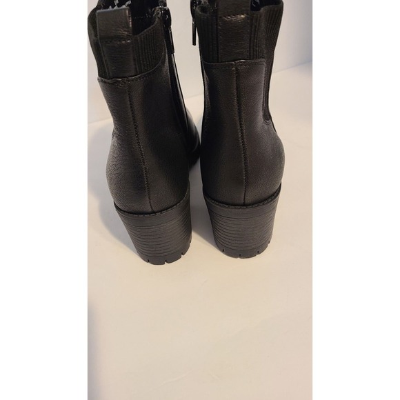 Bella Vita Womens Connery Boots Chelsea NWB Size 9 - Picture 3 of 5